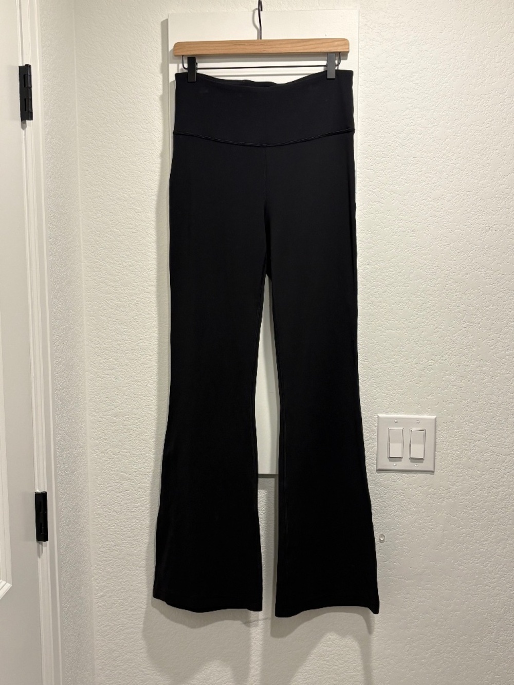 Lululemon Groove Super-High-Rise Flared Pant *Nulu